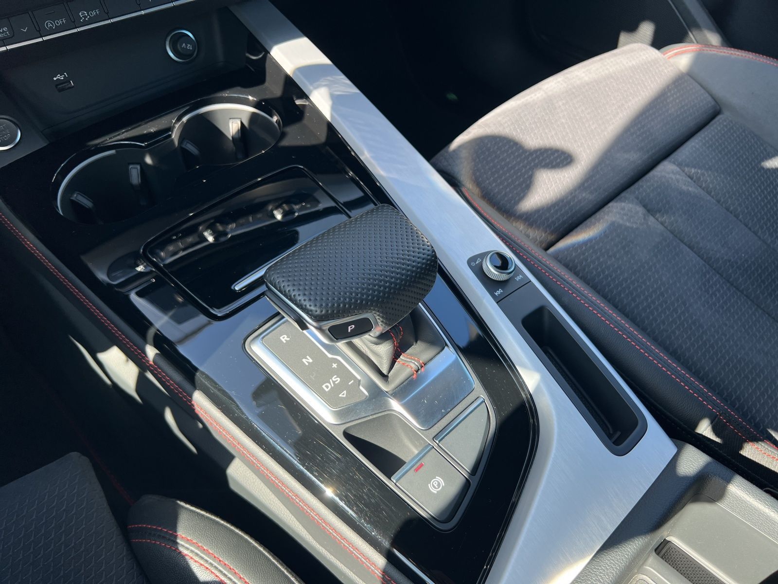 A4 Avant 40 TDI quattro S tronic Pano*Navi*AHK*K