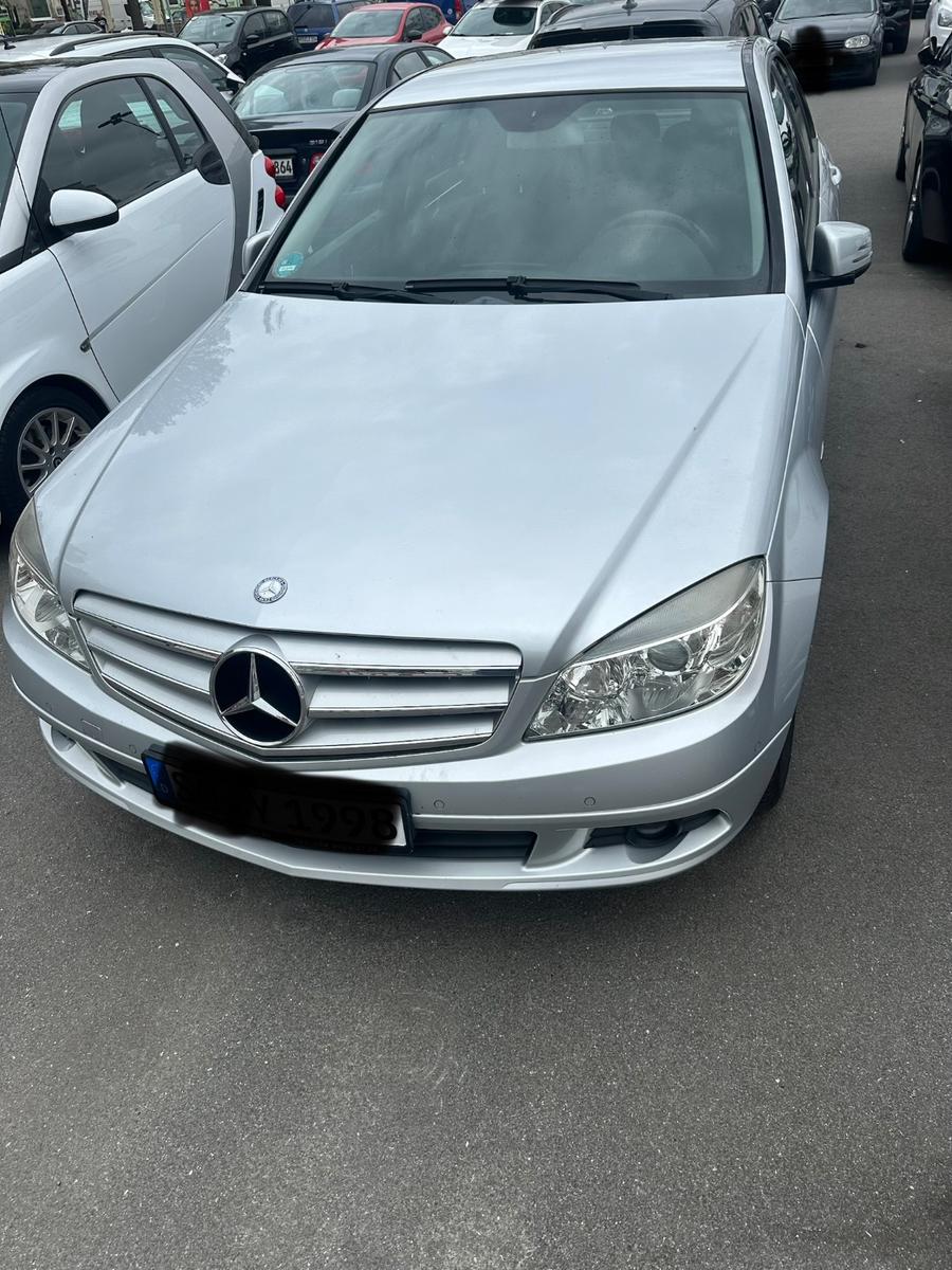 Mercedes-Benz C 180