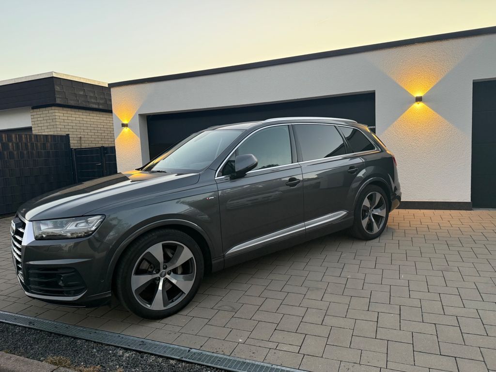 Image of Audi Q7