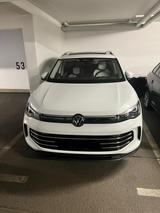 Volkswagen  1.5 eTSI  Elegance, 1500 Km, AHK, Pano, Leder - Volkswagen: 1500