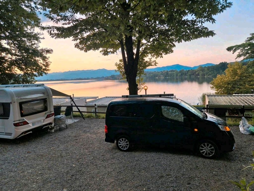 Image of Nissan NV200