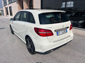 Mercedes B 180 - 5