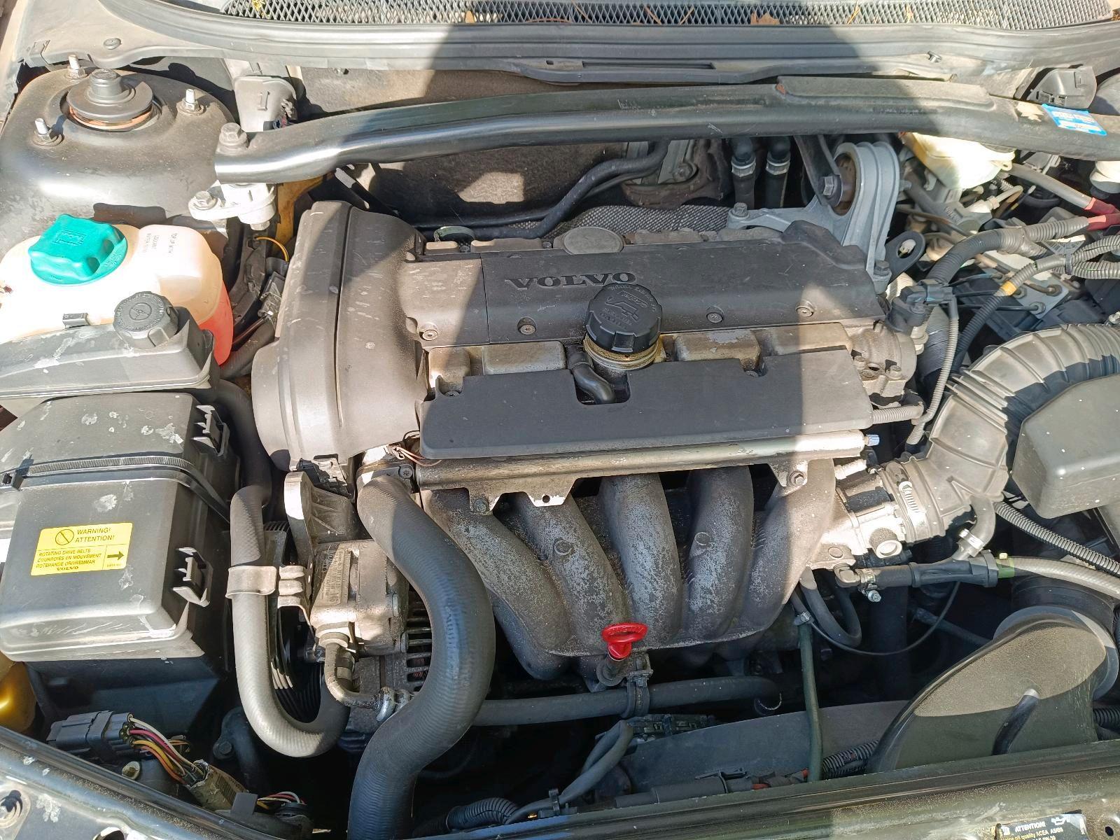 Volvo V70 2005 — photo 15