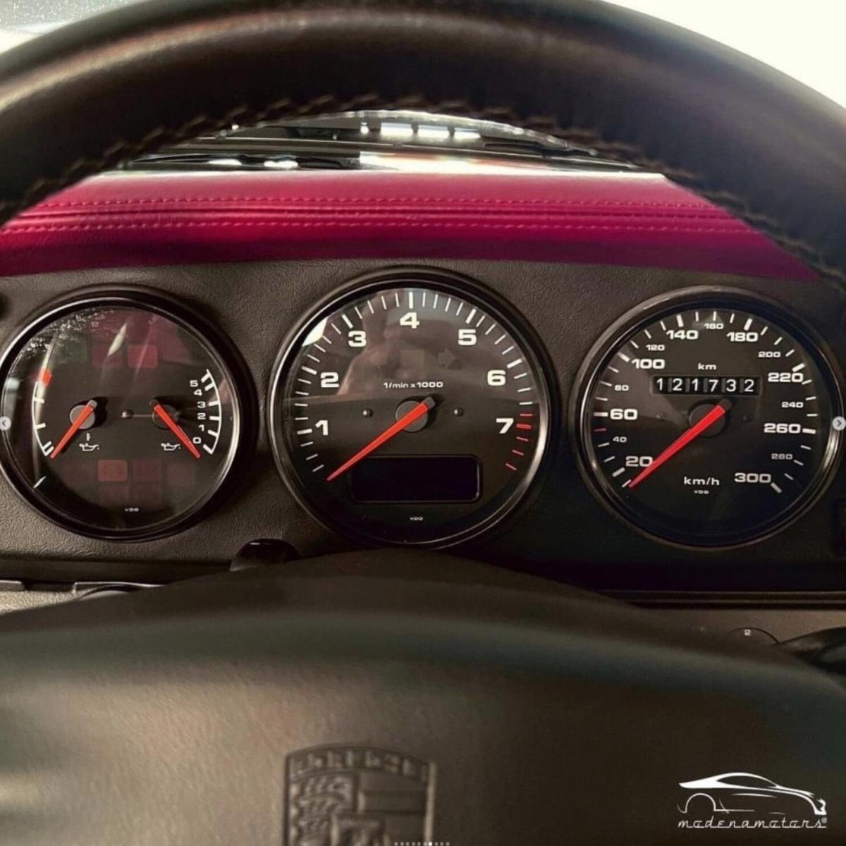 Porsche 911 993 Carrera 4S-RED LEATHER- ALL SERVICES
