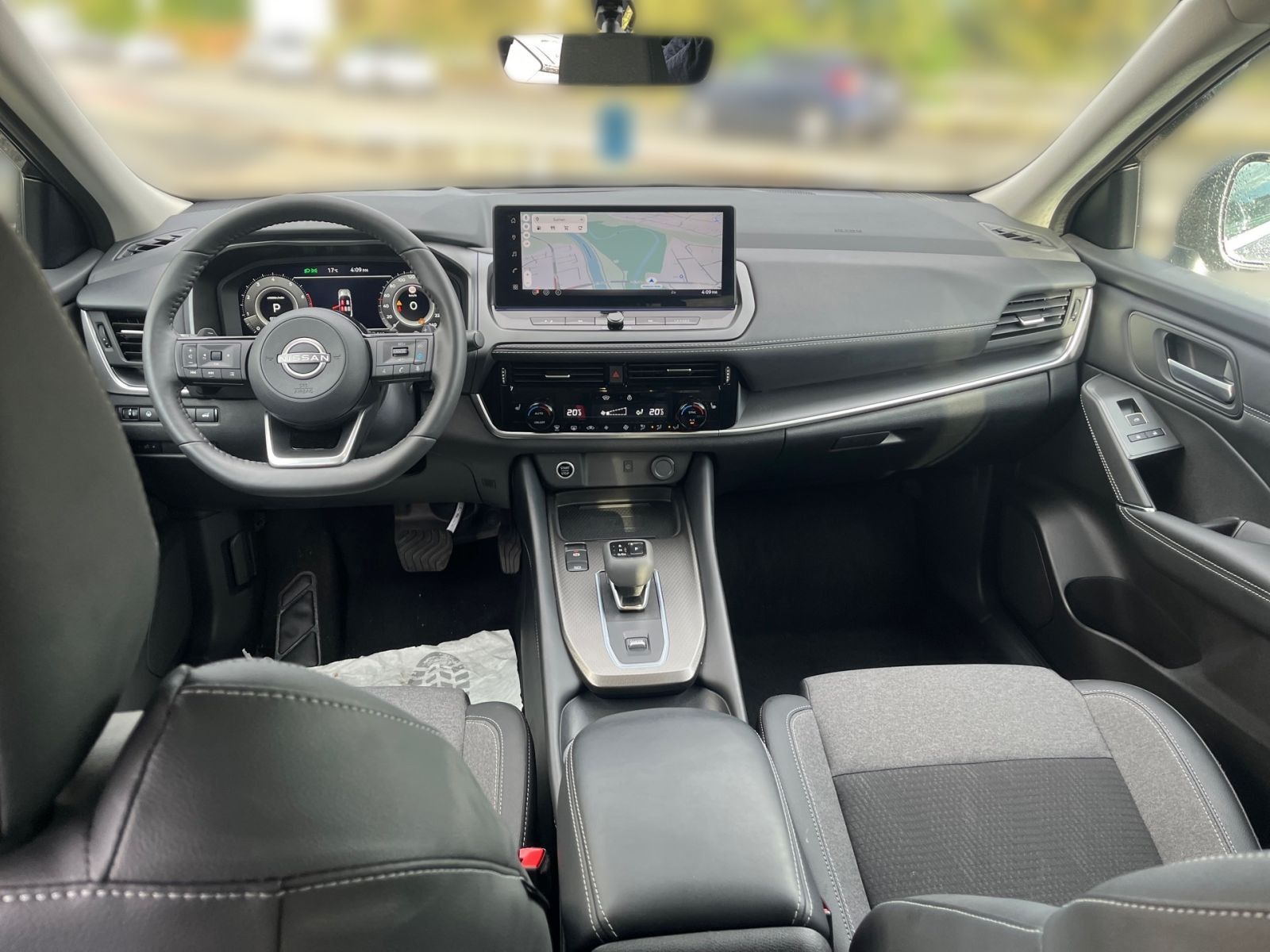 Fahrzeugabbildung Nissan Qashqai 1.3 DIG-T MHEV N-Connecta *AHK*360 Kamer