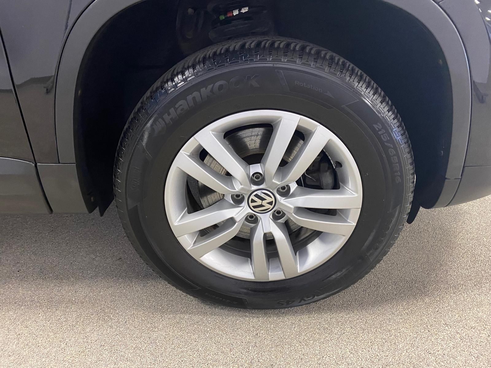 Fahrzeugabbildung Volkswagen Tiguan 1.4 16V TSI 1390 ccm Trend & Fun+AHK+ALU+