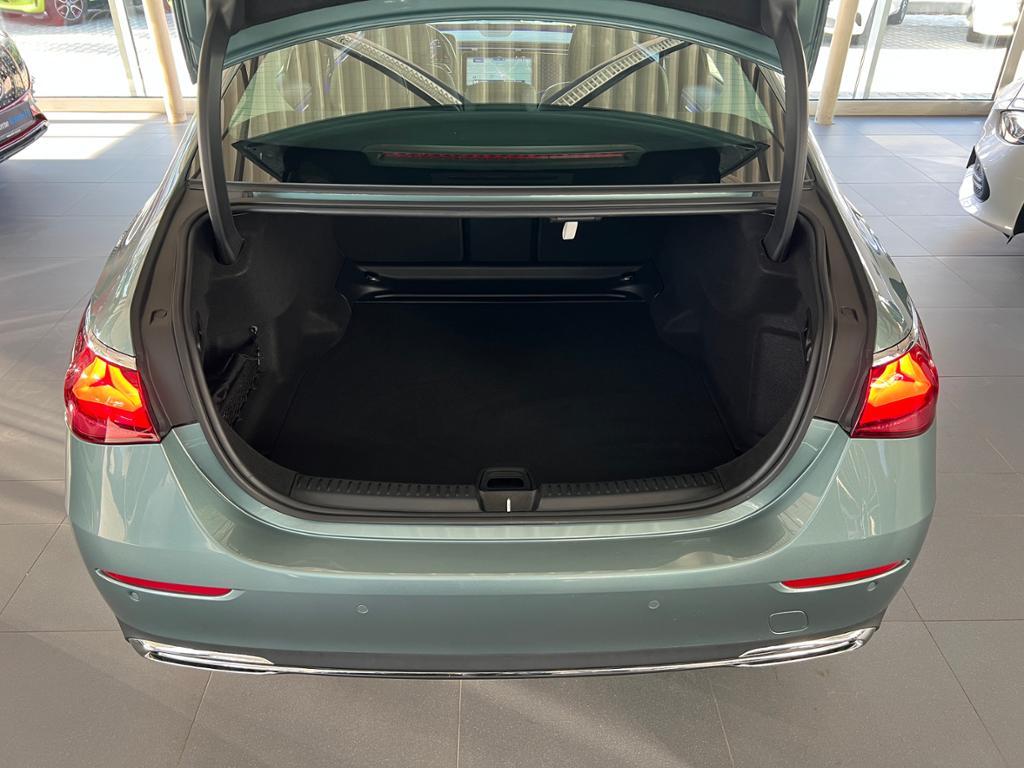 Mercedes-Benz E 200 Avantgarde Guard360 Standhzg Fahrass+