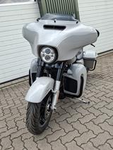 Harley-Davidson 5HD1 Street / E-Glide - Harley-Davidson Motorräder in Hamburg