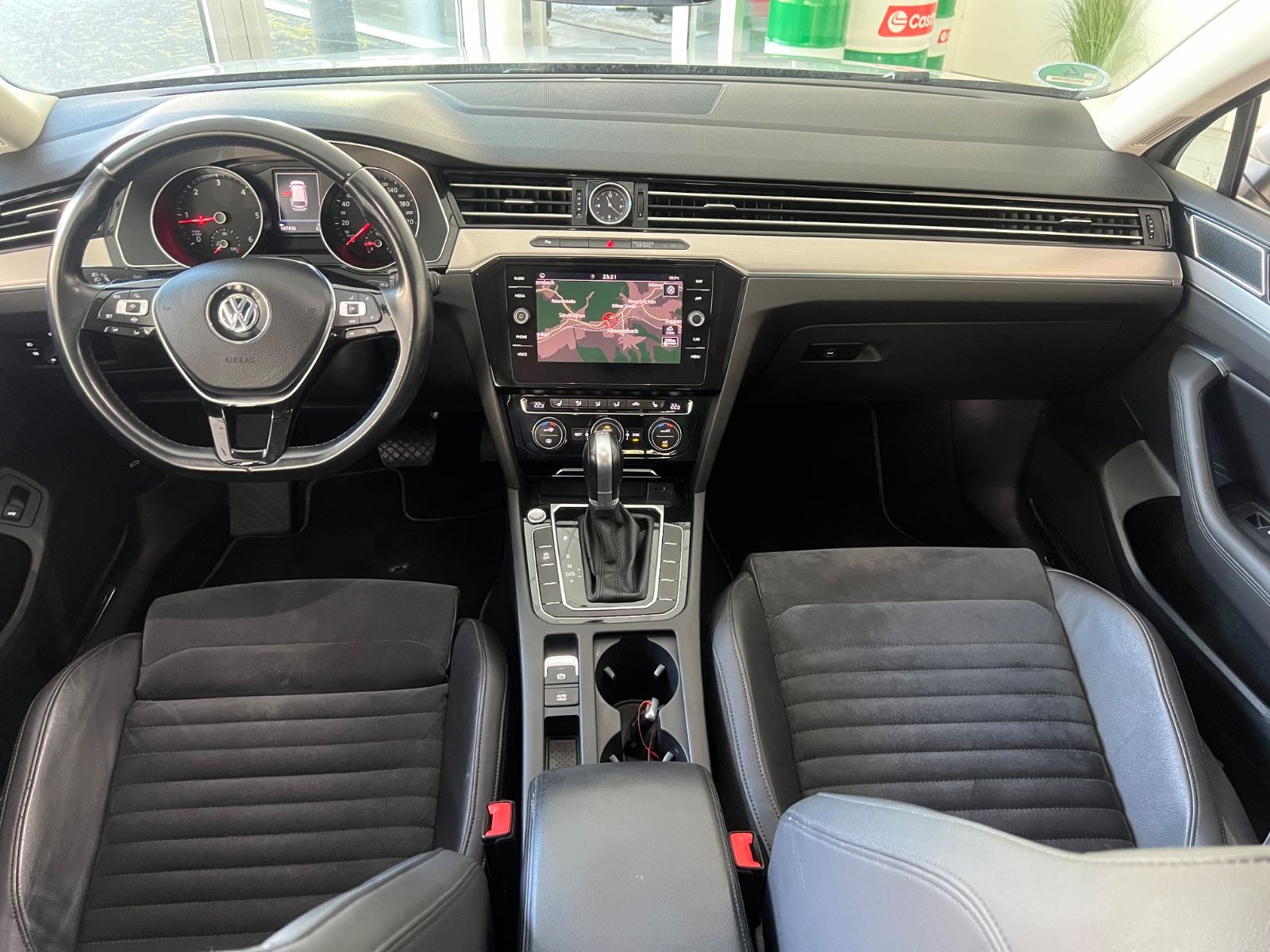 Fahrzeugabbildung Volkswagen Passat 2.0TDI DSG Variant Highline *MASSAGE*