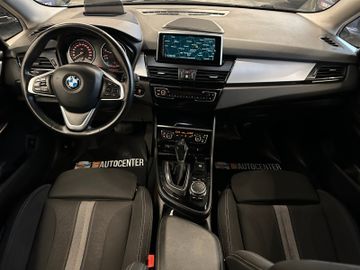 BMW 218 d Active Tourer*Klima*AHK*LED*Navi*Bluetooth