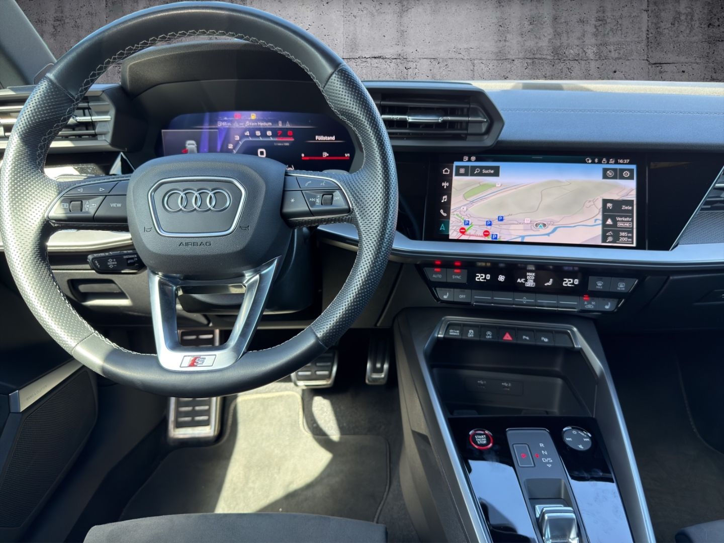 Audi S3 Lim 2.0 TFSI quattro MATRIX LED KAMERA DCC B& foto 15