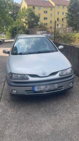 Renault Auto zum verkaufen - gebrauchte Renault Laguna aus dem Jahr 2000