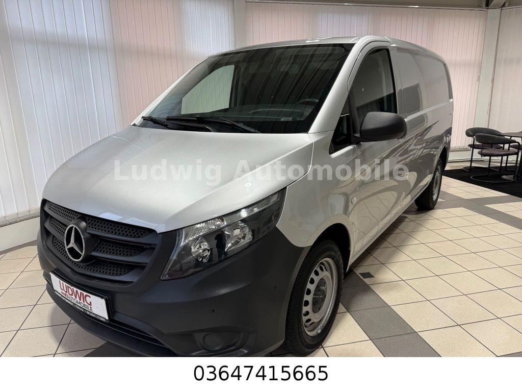 Image of Mercedes-Benz Vito