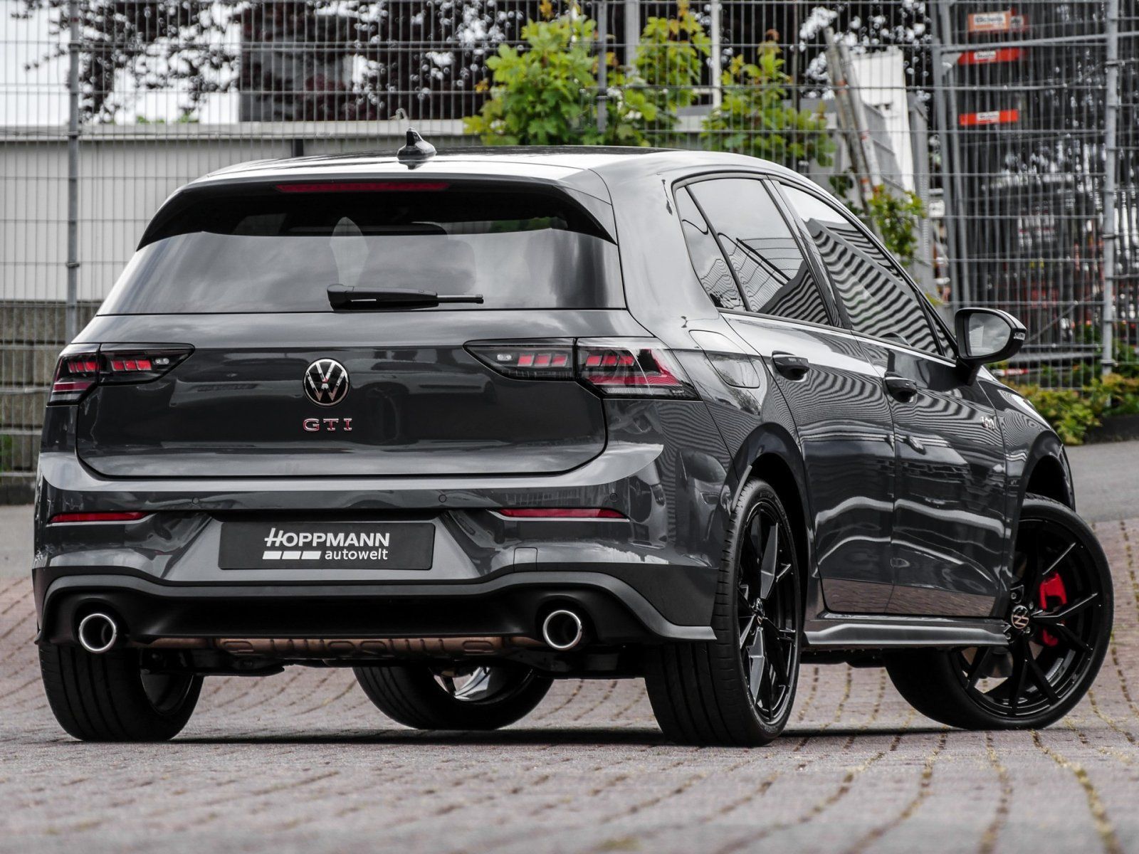 Volkswagen Golf GTi DSG BLACK STYLE H&K AHK PANO ESTORIL foto 2