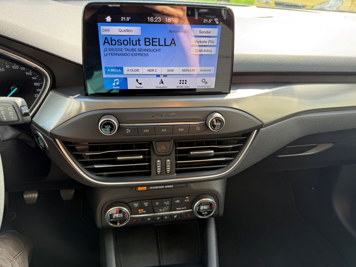 FORD Focus 1.0 EcoBoost Turnier Titanium Navi ACC AHK - Image 15