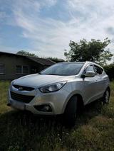 Hyundai ix35 AWD Premium+Automatik + Volla... - Hyundai ix35 Premium mit Benzin-Antrieb