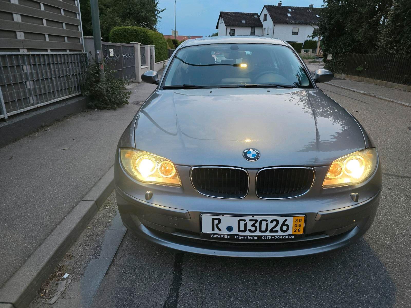 BMW 116 2009 — photo 10