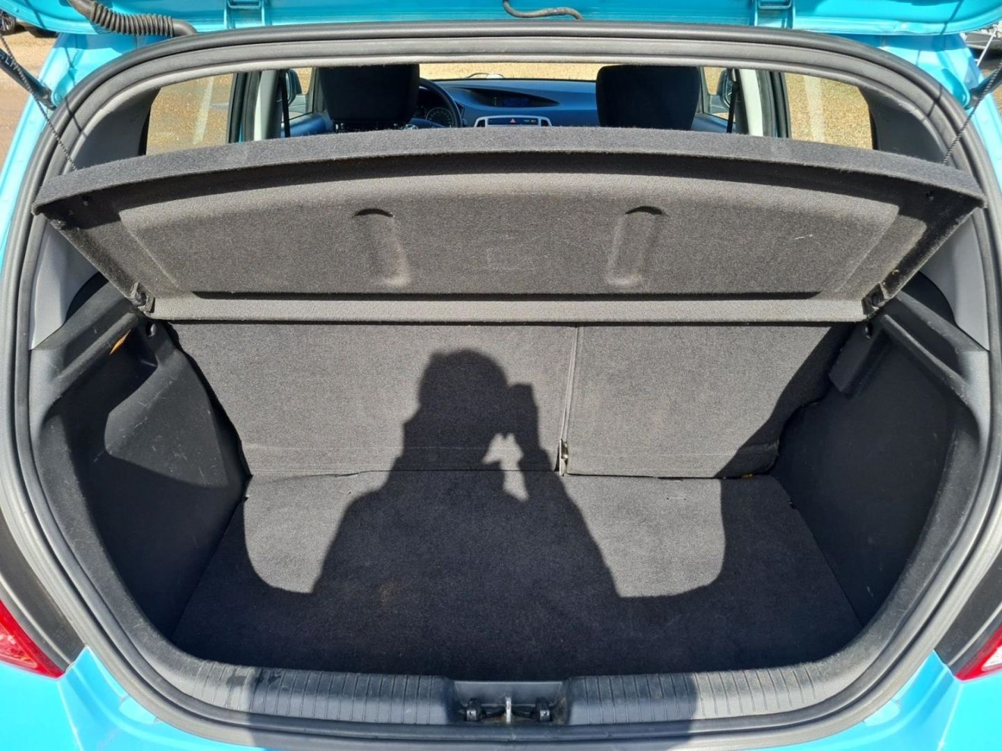 Fahrzeugabbildung Hyundai i20 5 STAR EDITION 1.2 GOLD KLIMA+HU/AU+SERVICE