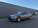 BMW 330d Coupé / SCHECKHEFT / 1.HAND / LEDER / PDC / - BMW 330 aus 2007: Coupe