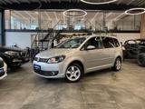 Volkswagen Touran Highline DSG *PANO*SHZ*NAVI*PDC*TEMPOMAT* - gebrauchte VW Touran aus dem Jahr 2010