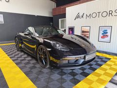 PORSCHE 718 Boxster/GTS 4.0/APPROV/GTS PAKET/BOSE/SP.CHR PORSCHE 718 Boxster/GTS 4.0/APPROV/GTS PAKET/BOSE/SP.CHR
