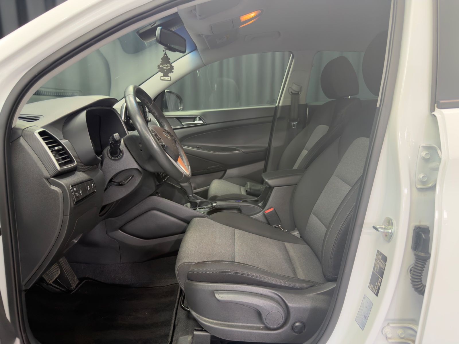 Fahrzeugabbildung Hyundai Tucson Trend 4WD |AUTOMATIK|RF-KAMERA|NAVI