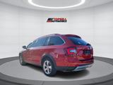 Skoda Octavia 2.0 TDI DSG 4x4 Scout Combi LED NAVI PDC - Skoda Octavia mit Diesel-Antrieb: Scout