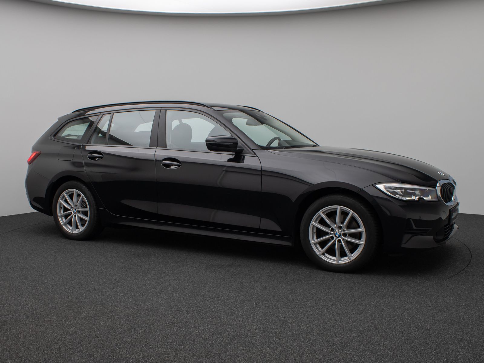 Fahrzeugabbildung BMW 320d xD HiFi Alarm DAB LED PDC Sportsitz Leder