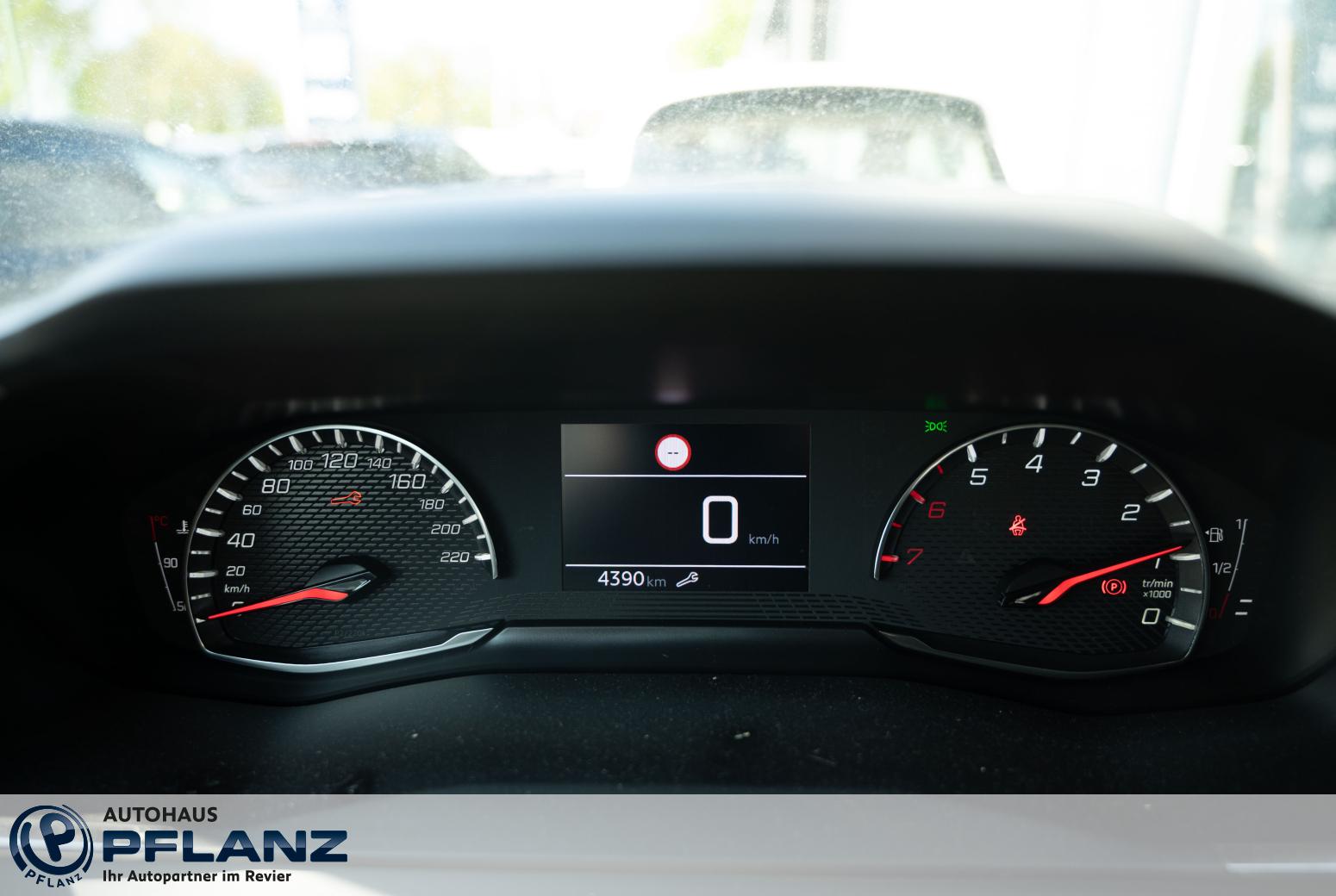 Peugeot 2008 Active Pack 1.2 PureTech 100 *AB 134€ ...