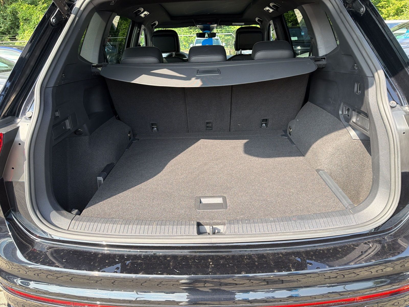 Tiguan Allspace R-Line 4M TDi DSG PANO Standh