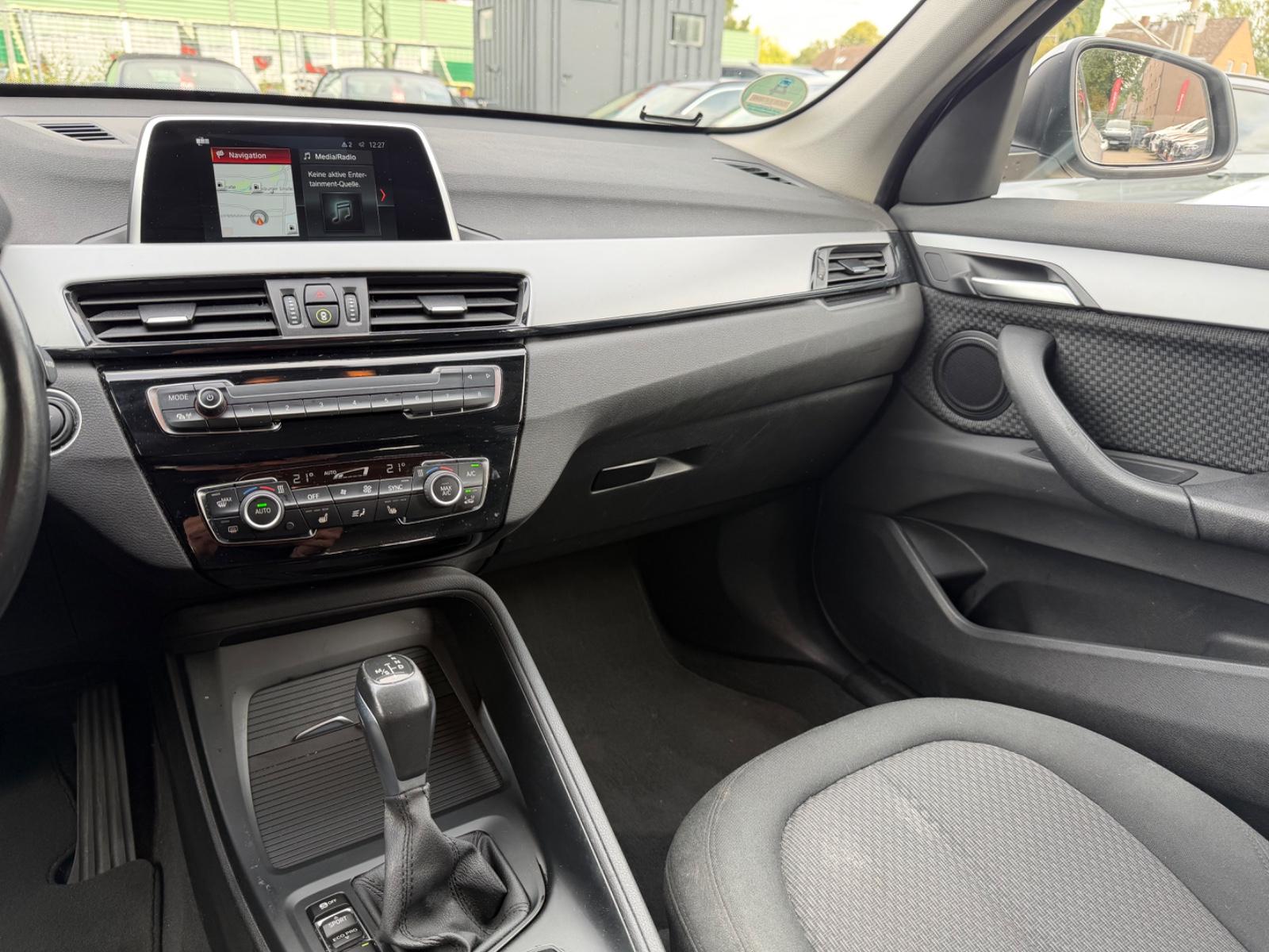 BMW X1 xDrive 20i Advantage LED*NAVI*MEMORY*STOP&GO
