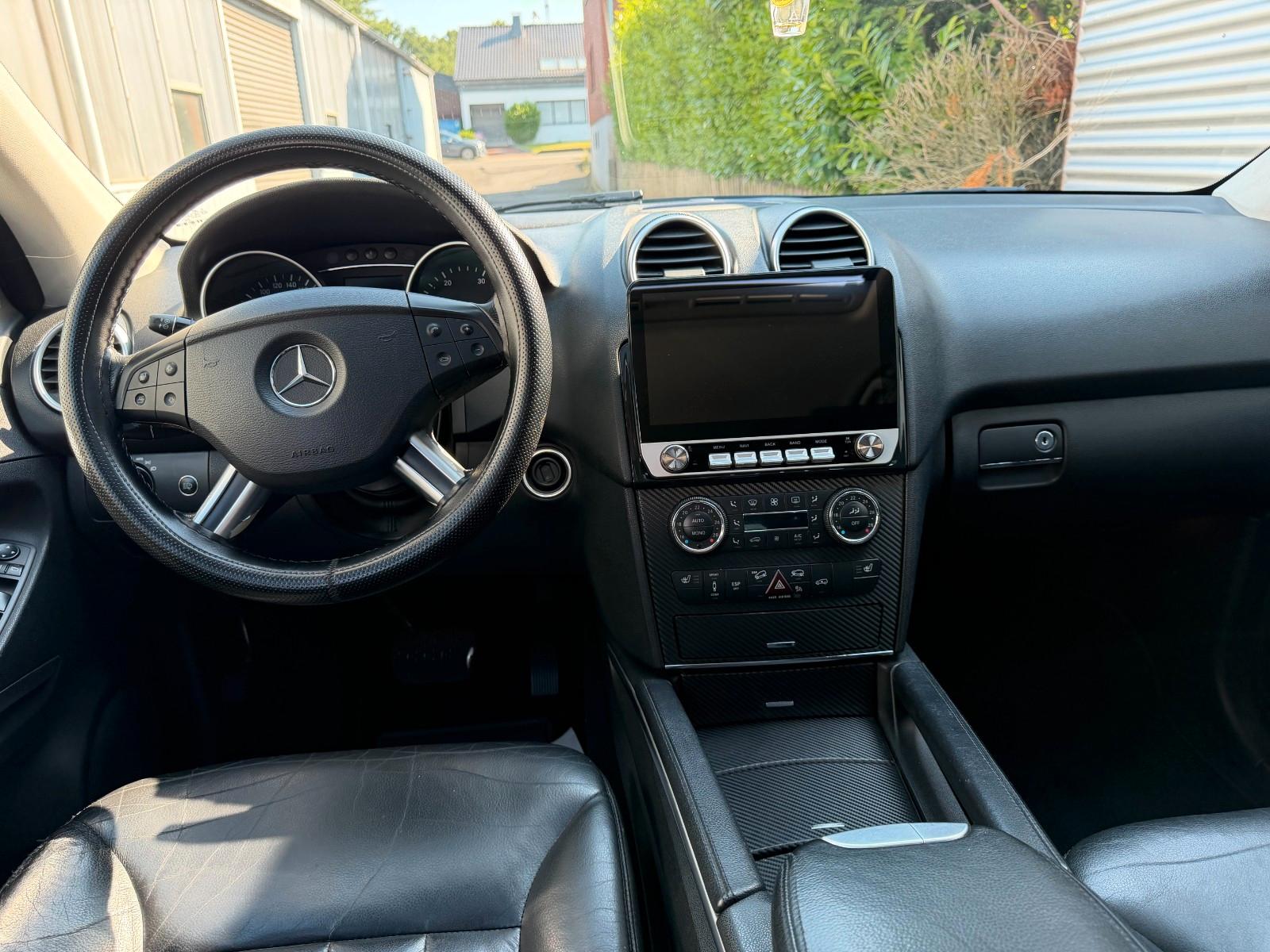 Mercedes-Benz ML 320 CDI XENON/NAVI/LEDER/SHZ/TEMP/KLIMA/AHK
