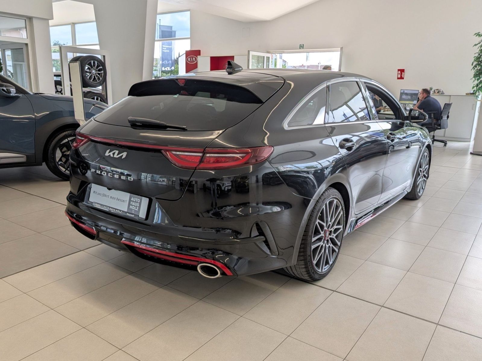 KIA pro_cee'd ProCeed 1.6 T-GDI GT DCT Glasdach Komfort – Bild 4