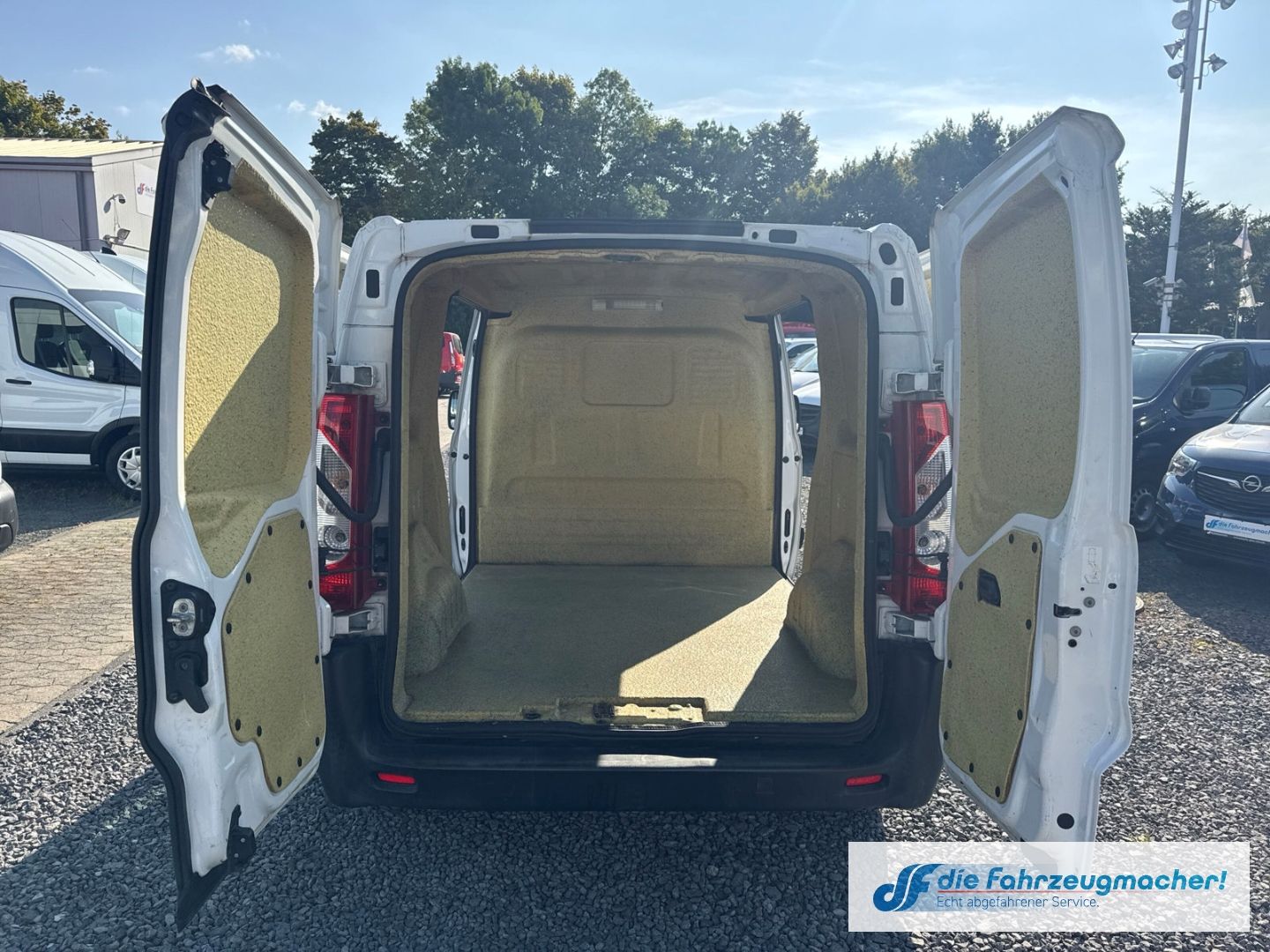 Fahrzeugabbildung Peugeot Expert Kasten L1H1 1.6 HDi Multif.Lenkrad CD *EX
