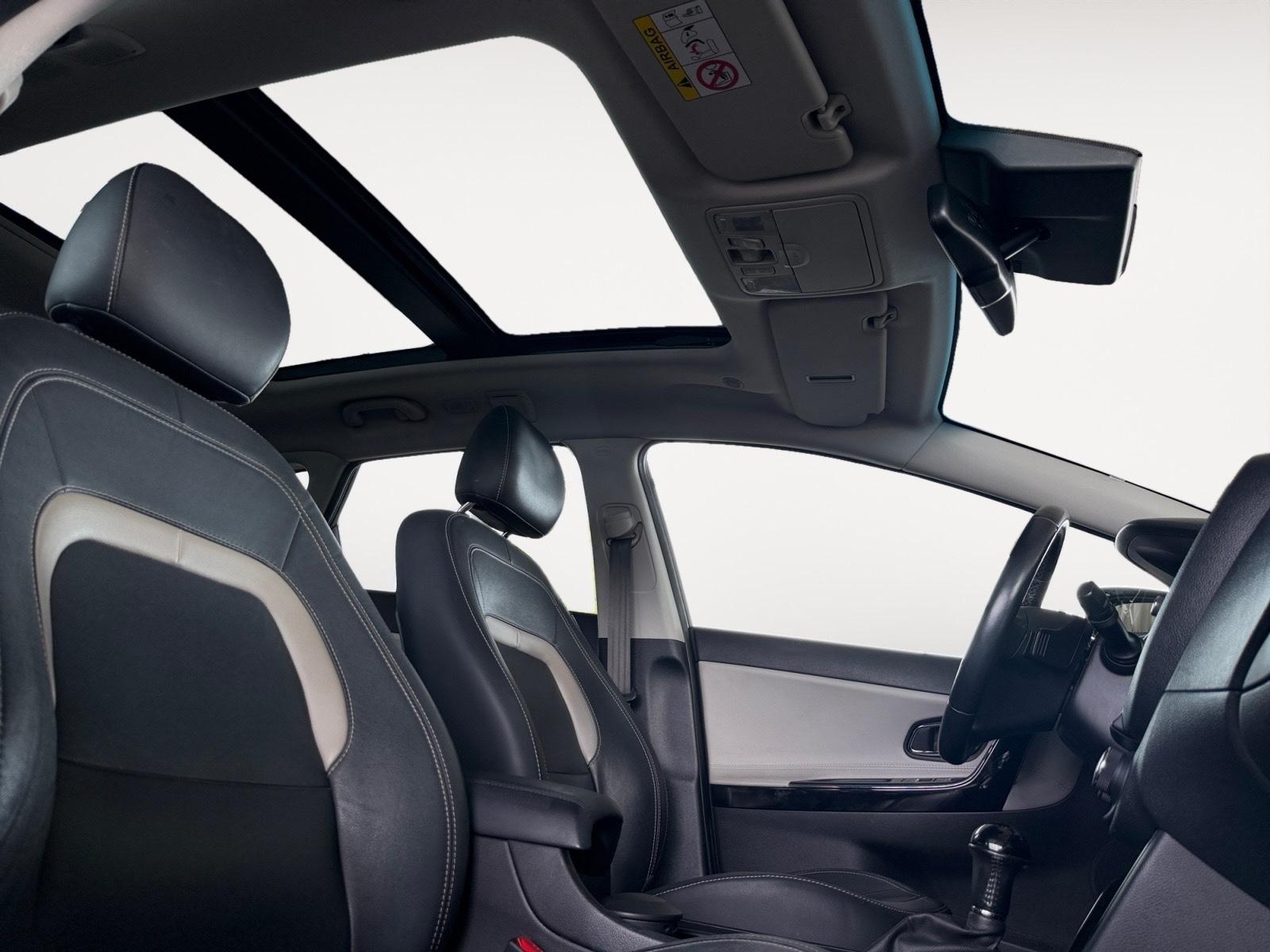 Kia cee'd 1.6 GDI Platinum Xenon Schiebed. Leder Kam