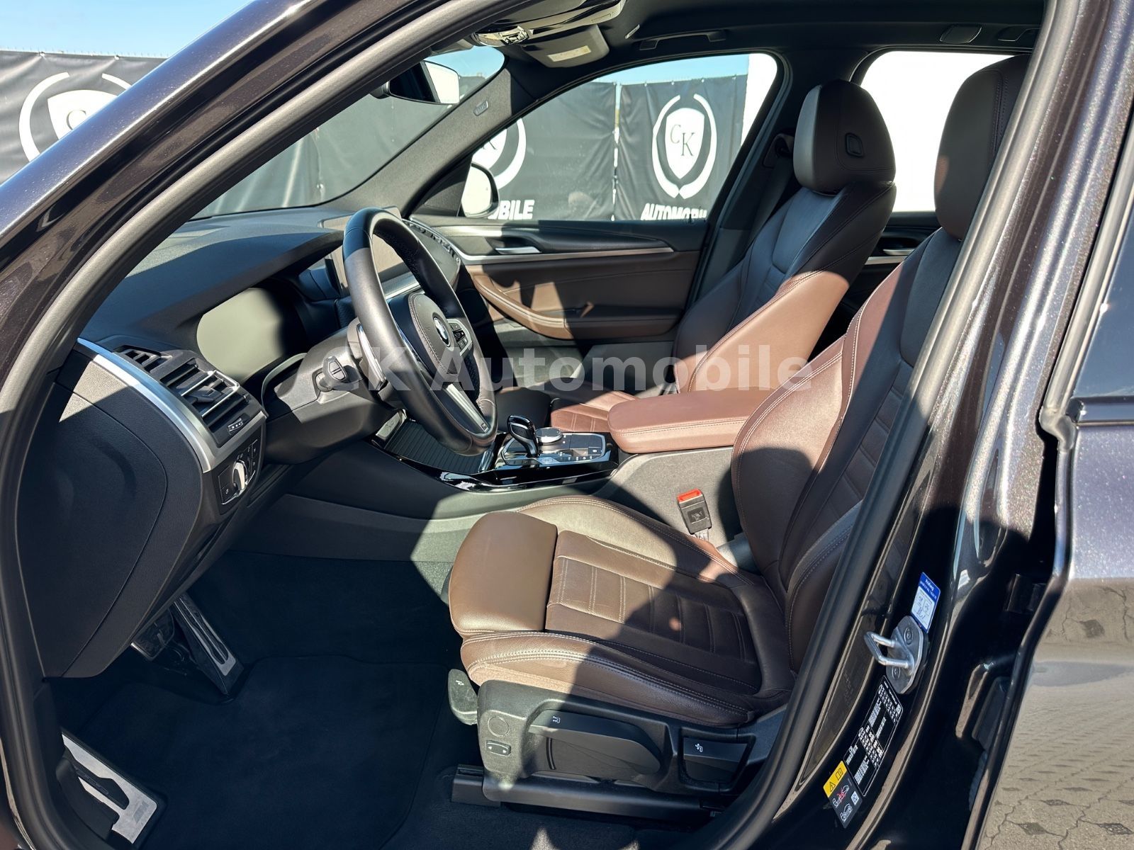 Fahrzeugabbildung BMW X3 xDrive30e M-Sport/Navi/Laser/Head-Up/Kamera