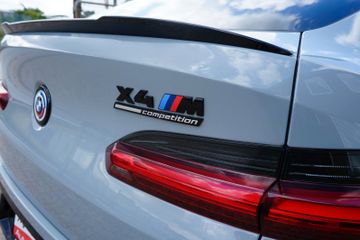 Fahrzeugabbildung BMW X4 M Competition*Pano*H&K*Laser*Head Up