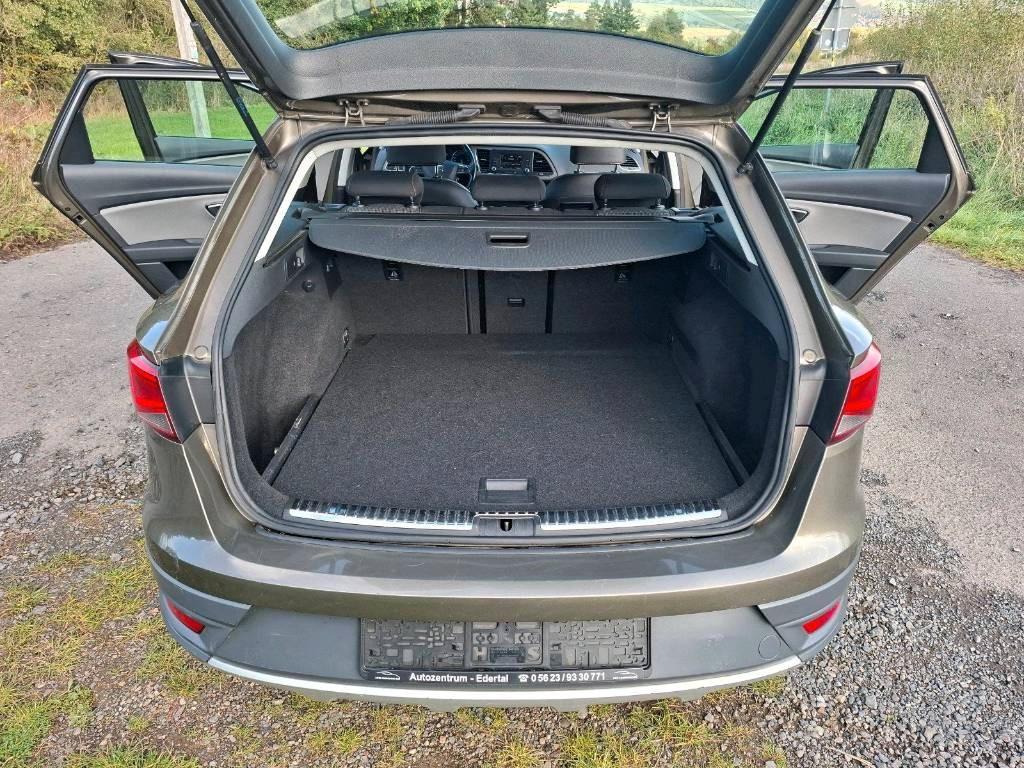 Seat Leon 2015 — photo 12