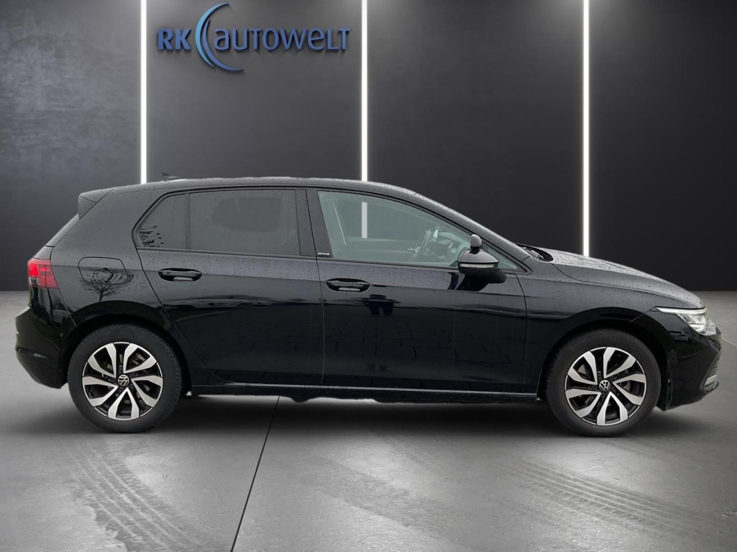 Volkswagen Golf 8 VIII Active 1.5 eTSI AHK-klappbar Navi Ap