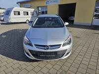 Opel Astra J Sports Tourer Edition*Navi*AHK*