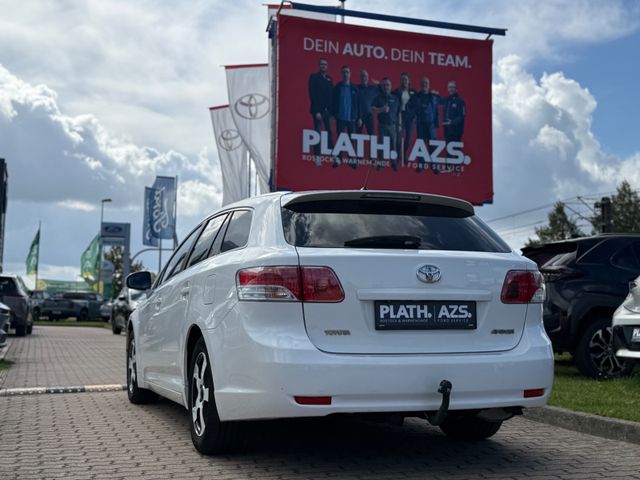 Toyota Avensis Combi Sol 1.8