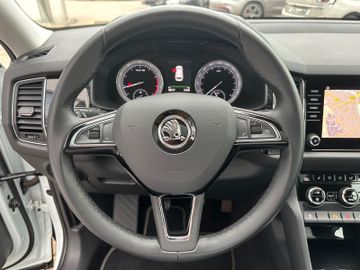 Fahrzeugabbildung SKODA Kodiaq 1.4 TSI Style 4x4 Pano AHK Navi uvm