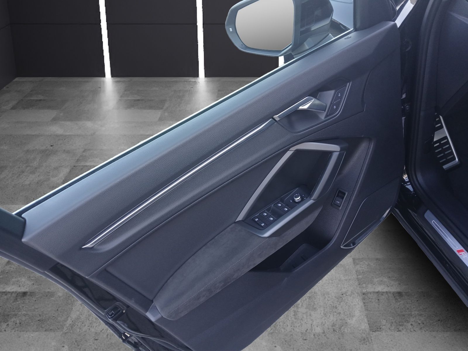 Fahrzeugabbildung Audi RS Q3 Sportback TFSI quattro MATRIX ACC 21" B&O