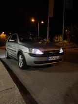 Opel Corsa 1.2 16V Sport Sport - Opel Corsa aus 2002: Sport