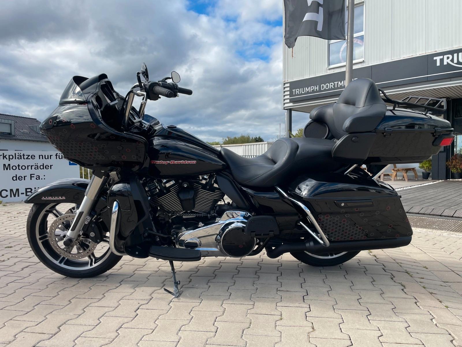 Harley-Davidson ROAD GLIDE LIMITED 114 FLTRK CVO