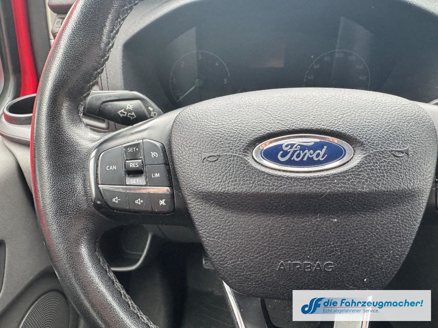Fahrzeugabbildung Ford Transit Custom Trend *TURBOSCHADEN *2607