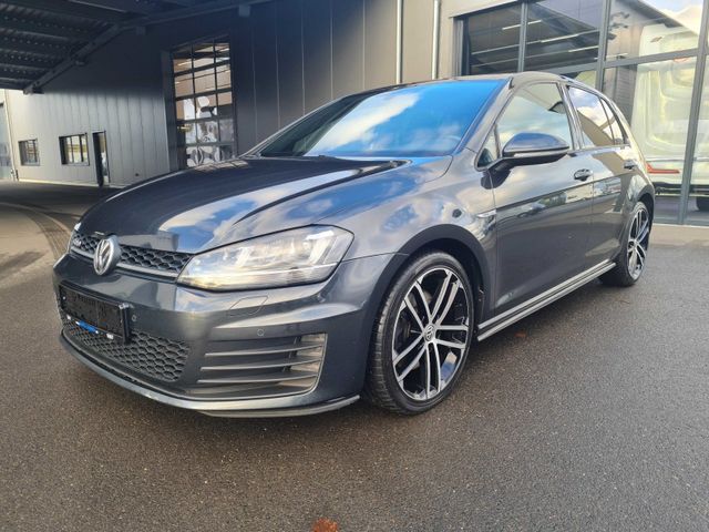 Volkswagen Golf GTD 2.0 Bluemotion Technology DSG SSD XEN