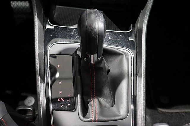 Leon ST 1.8 TSI 179 PS FR LED NAVI PDC KLIMA