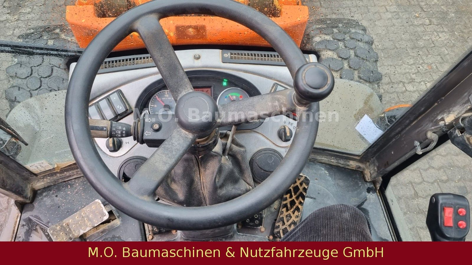 Fahrzeugabbildung MECALAC AS 900 Booster / Klappschaufel /SW/
