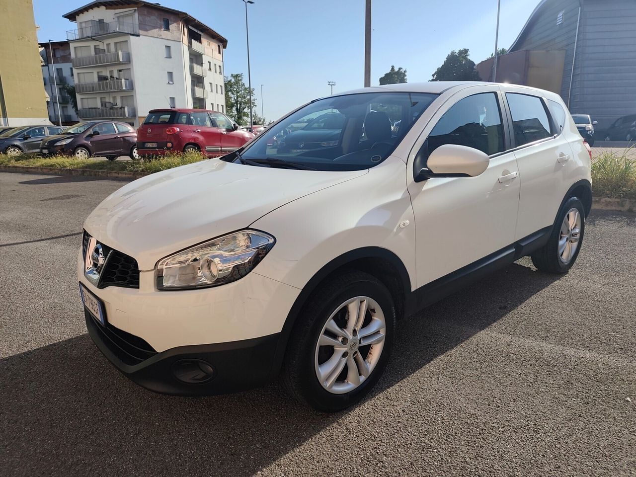 Nissan Nissan Qashqai 1.6 GPL gancio traino lavori cert